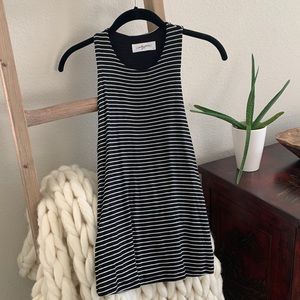 NWOT CARLY JEAN LOS ANGELES Eden tank M!